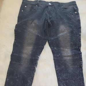 Jeans size 38
